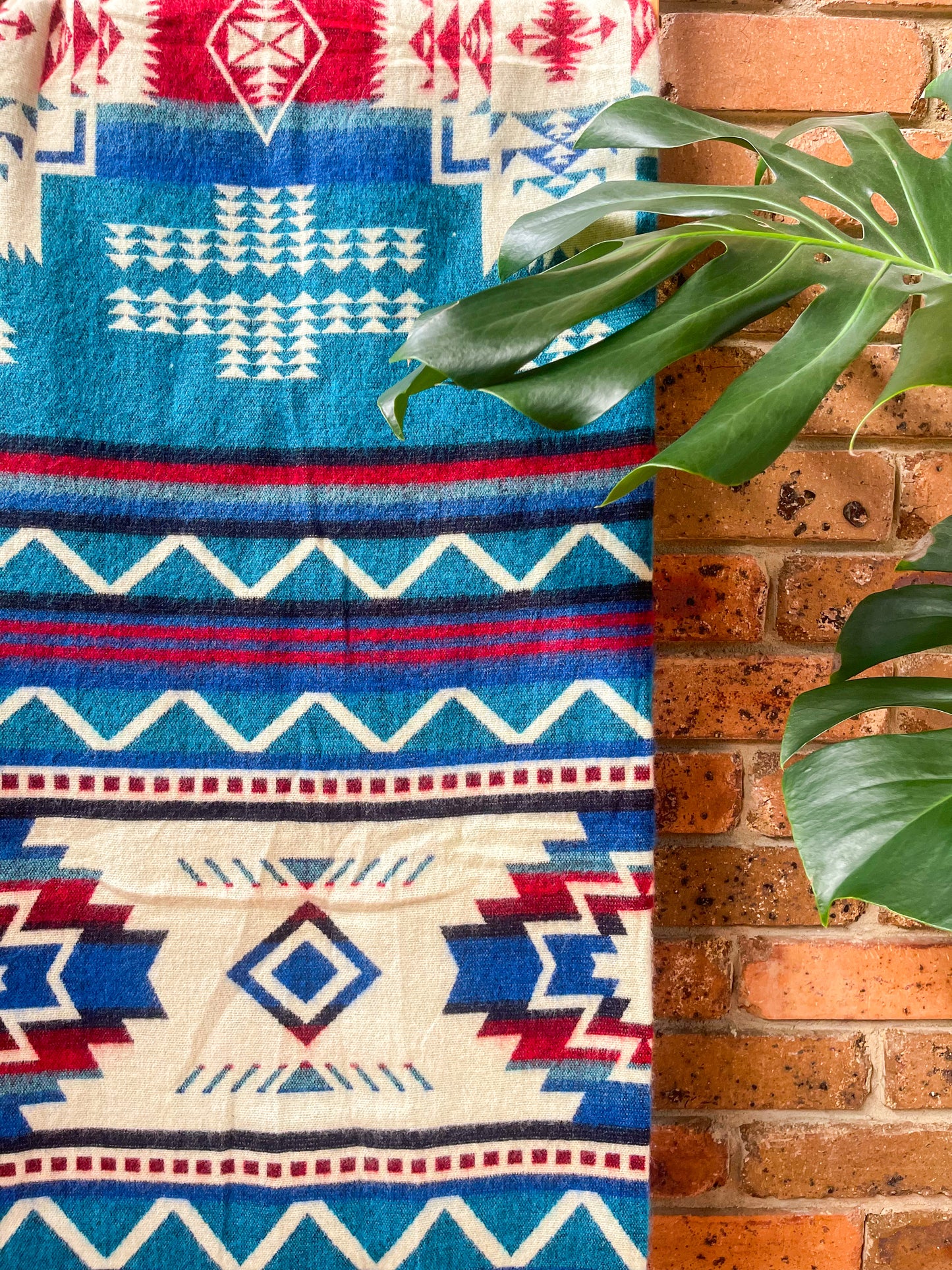 La Cruz Azul Blanket